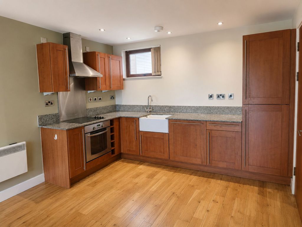 Property photo 2 of 8