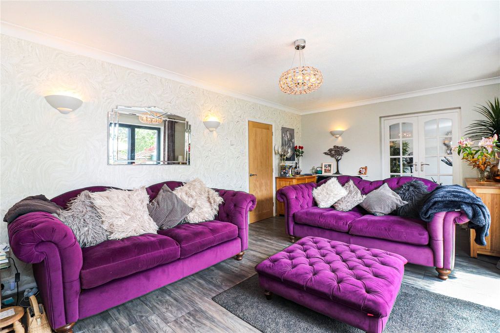 Property photo 2 of 16 Picture No. 04