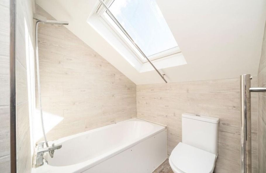 Property photo 3 of 6 Bathroom