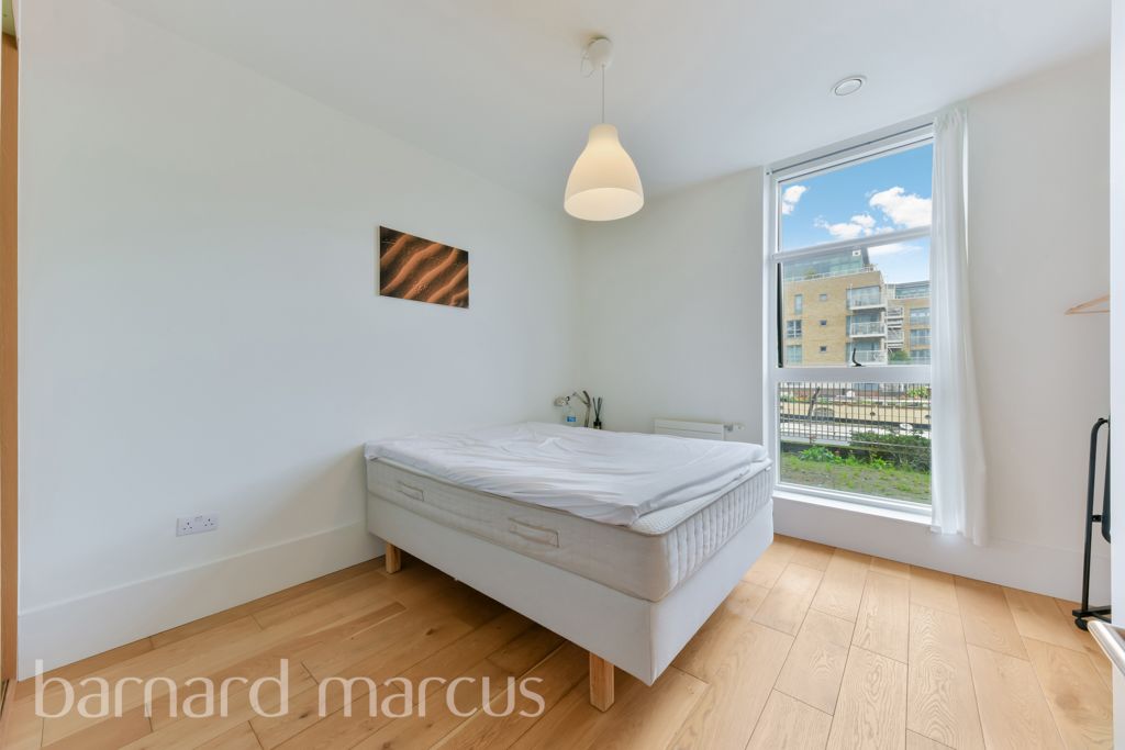 Property photo 2 of 8 Bedroom 1