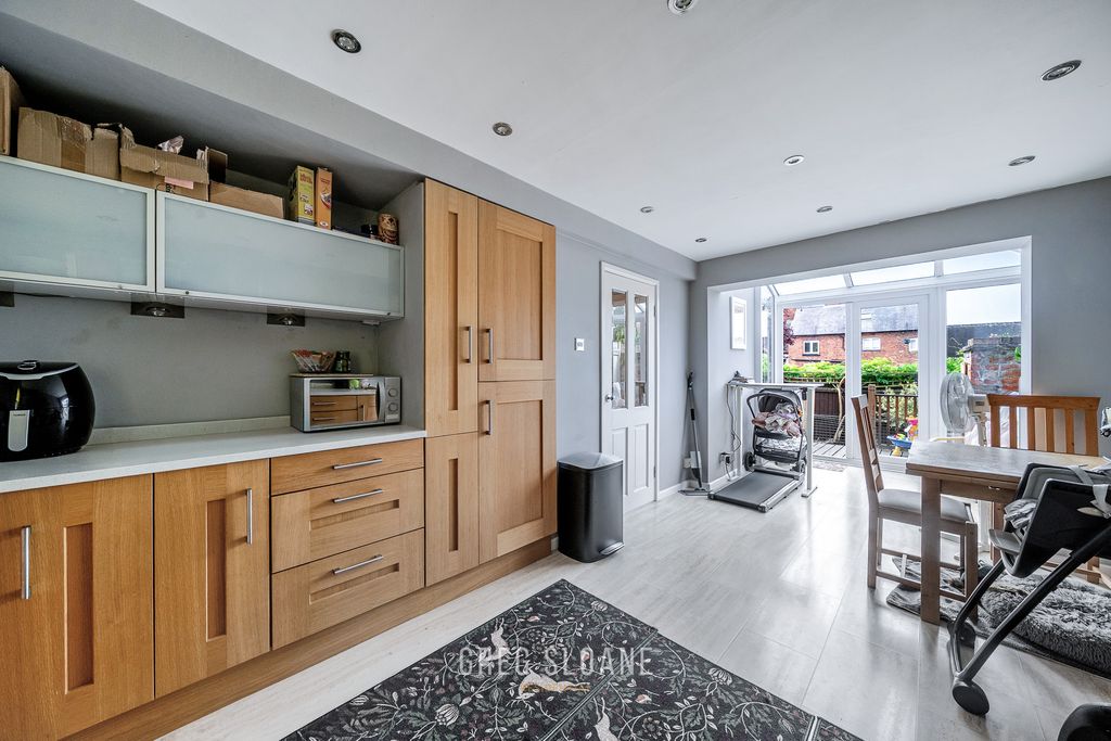 Property photo 2 of 18 1484551(20)-1