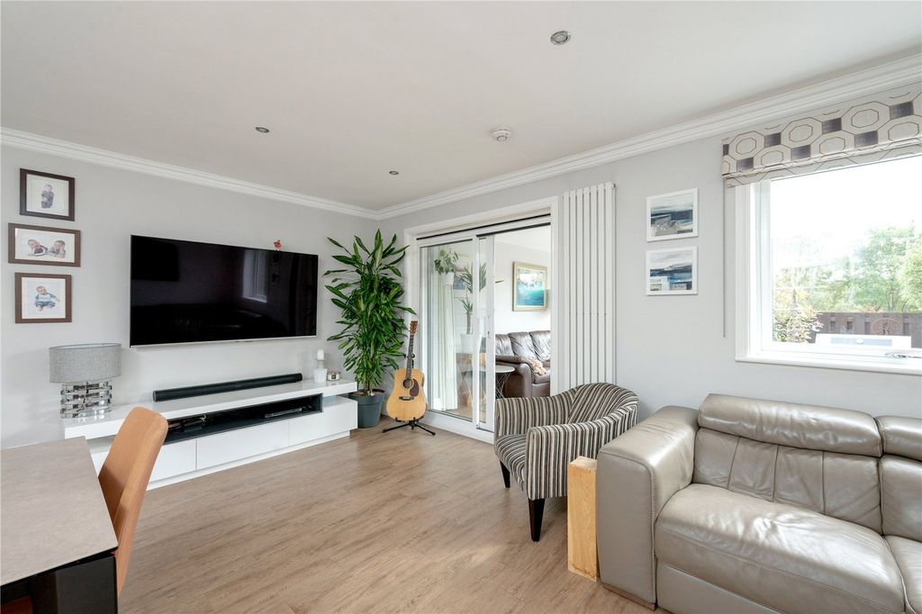 Property photo 3 of 29 Picture No. 07