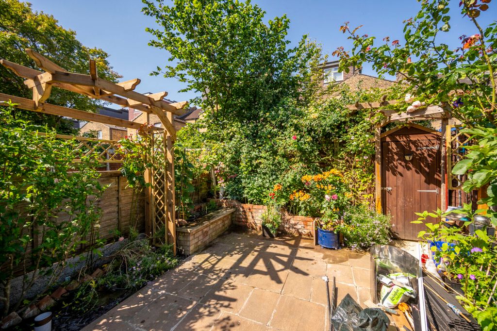 Property photo 3 of 15