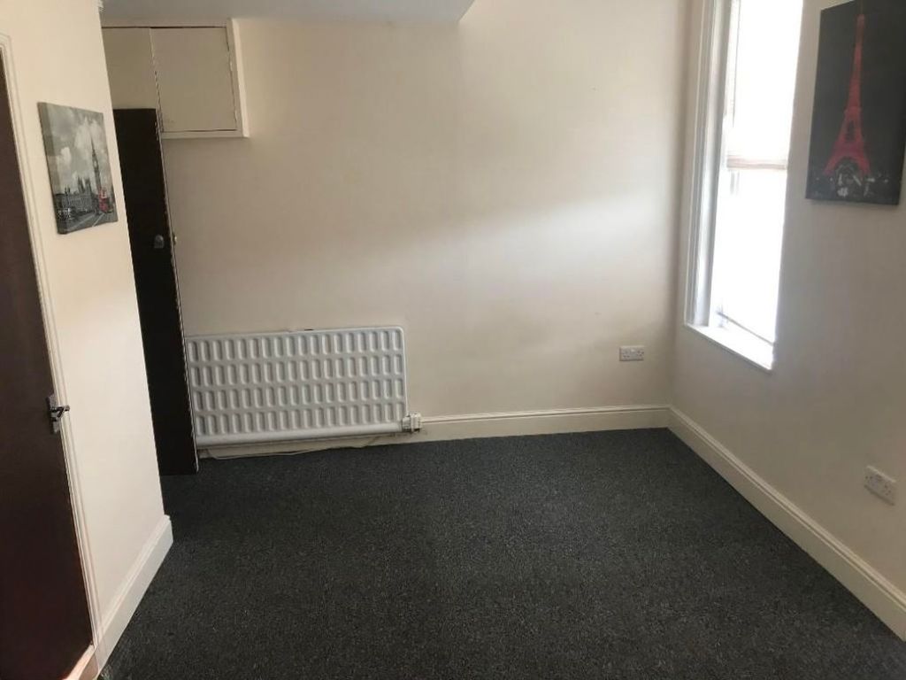 Property photo 3 of 6 Img_4745