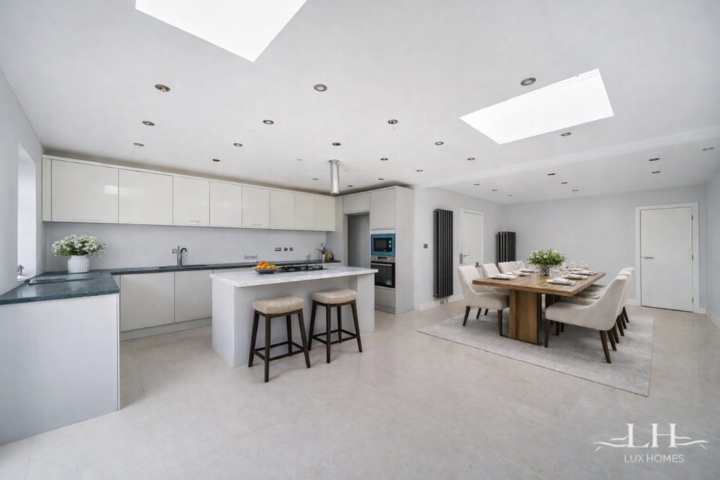 Property photo 1 of 27