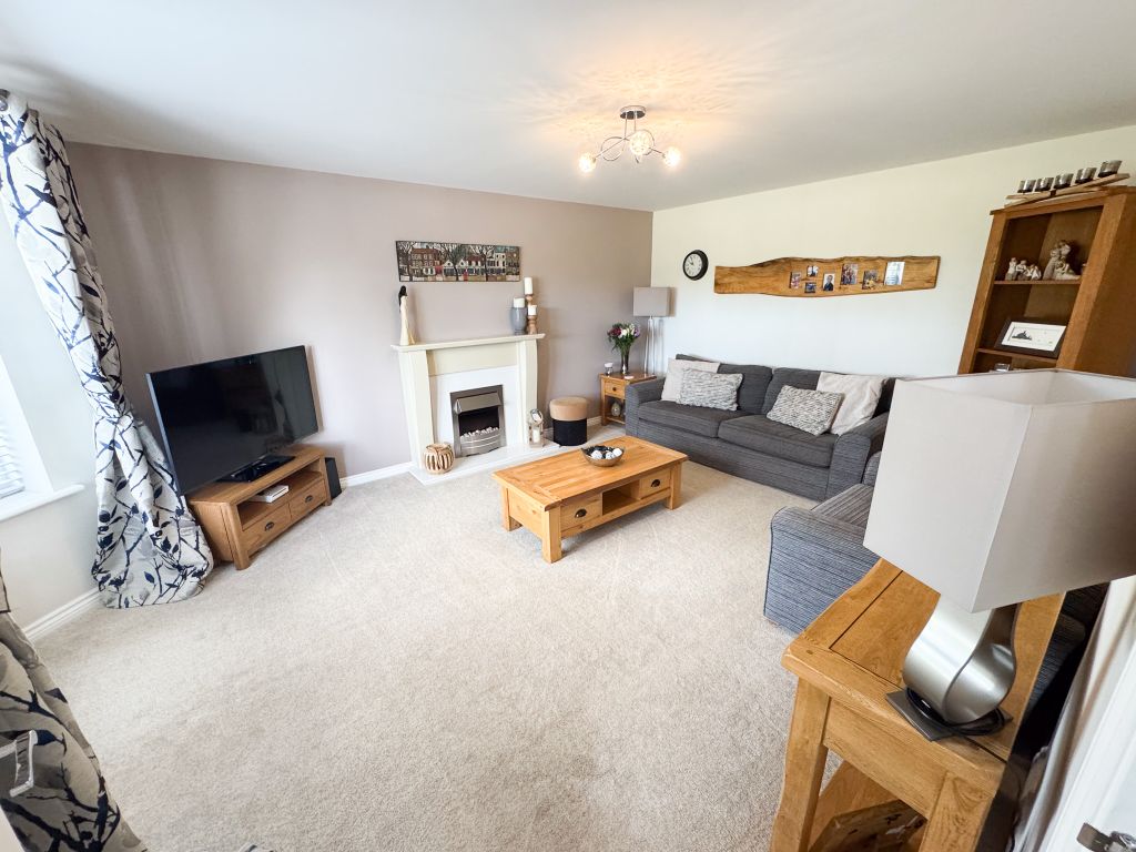Property photo 3 of 34 Img_6035