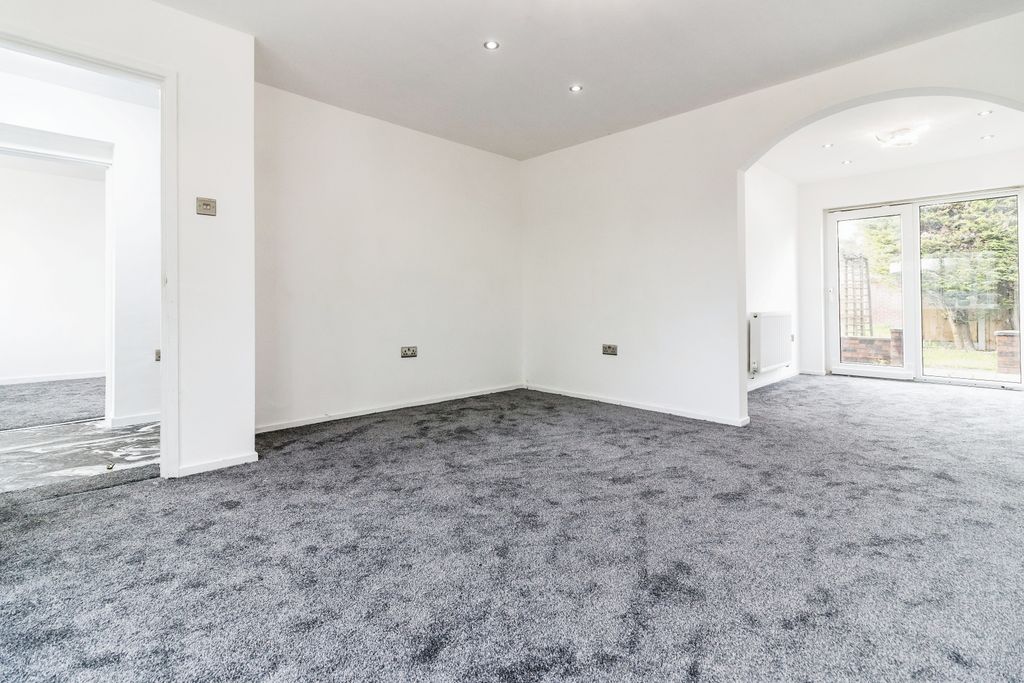 Property photo 2 of 17 Photography