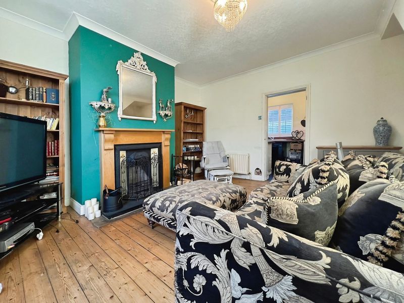 Property photo 2 of 21 Photo 16