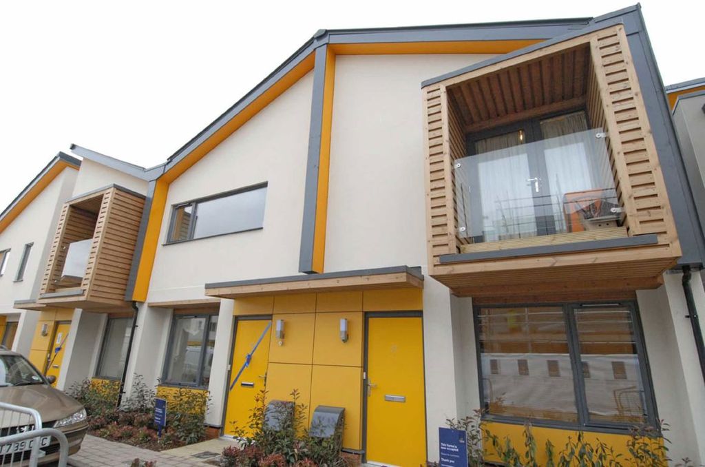 Property photo 1 of 3