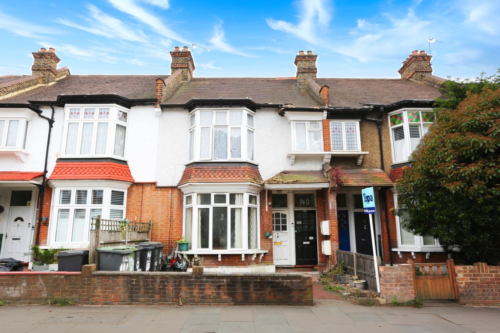 Property photo 1 of 17 Img_8274