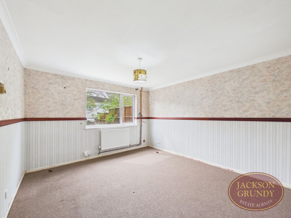 Property photo 2 of 16 Flaxlands Court