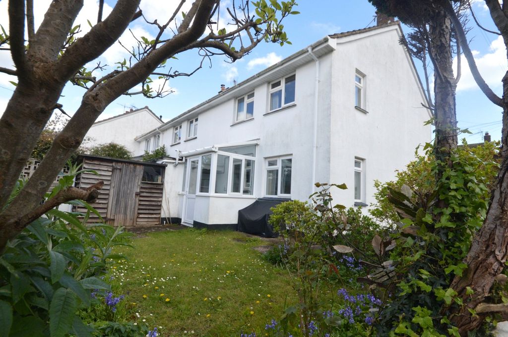 Property photo 2 of 17 Picture No. 01