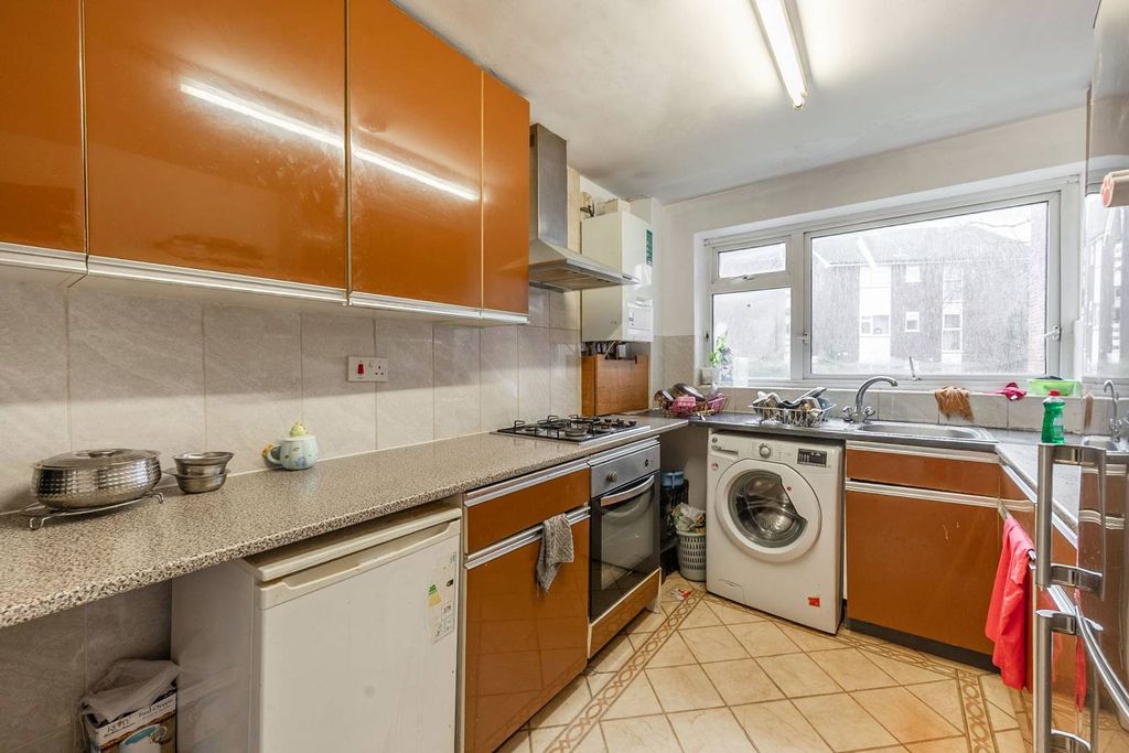 Property photo 3 of 3