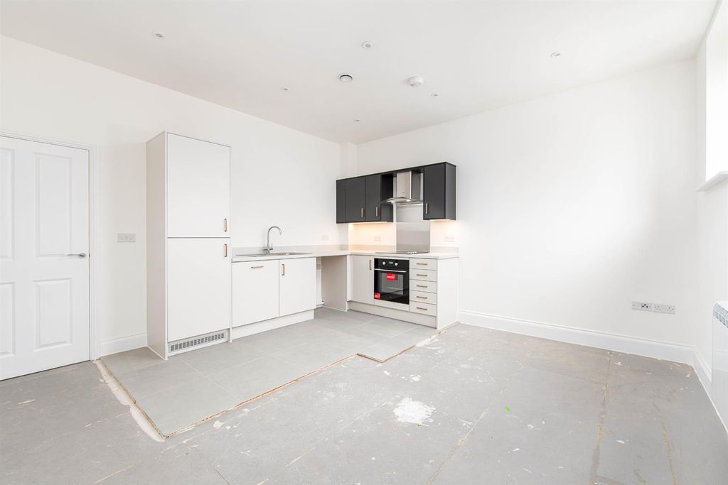 Property photo 2 of 9 Plot 1 - Kitchen_4.Jpg