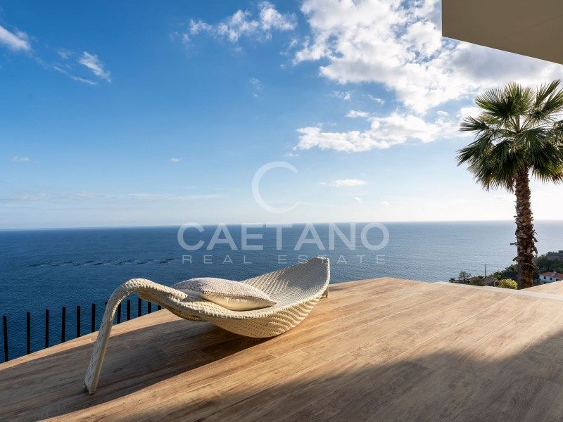 Property photo 1 of 70