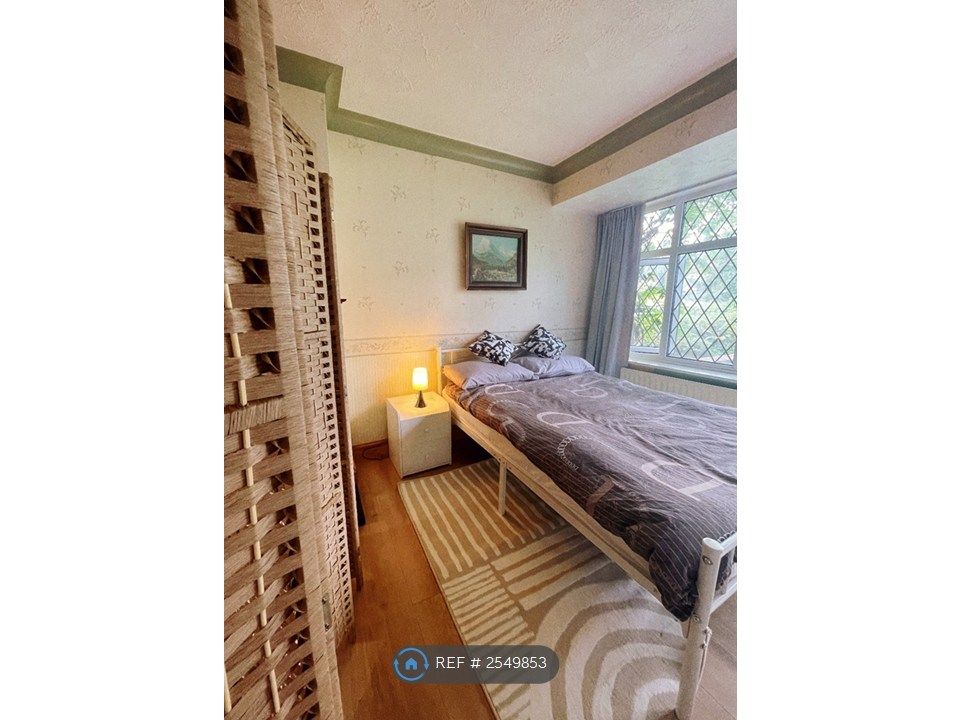 Property photo 2 of 7 Bedroom