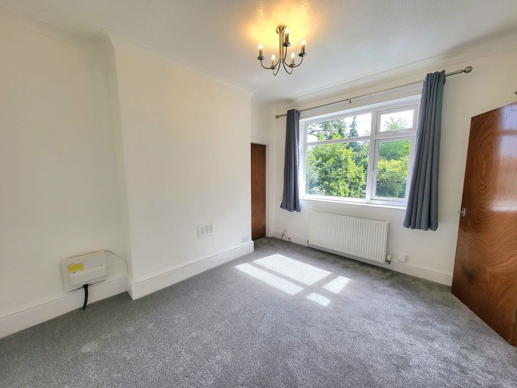 Property photo 3 of 8 Picture No. 16