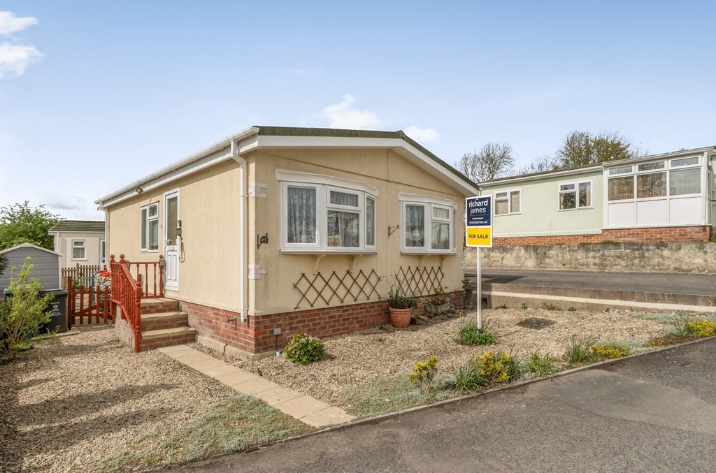 Property photo 2 of 12 169E2c717E7De21441346769E216Af1c2831