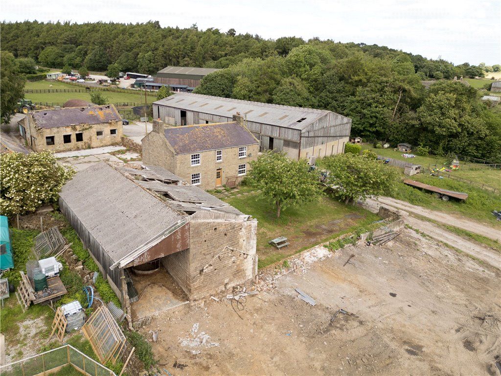 Property photo 2 of 21 Picture No. 29