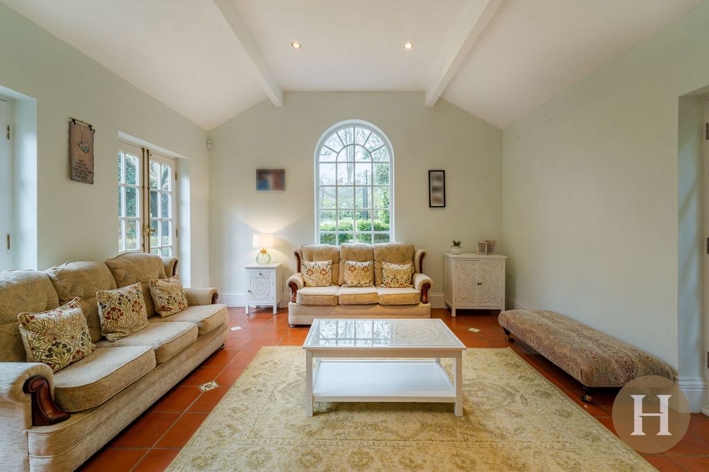 Property photo 2 of 57