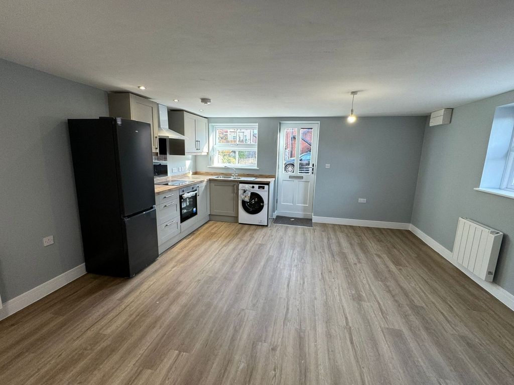 Property photo 1 of 5 Image