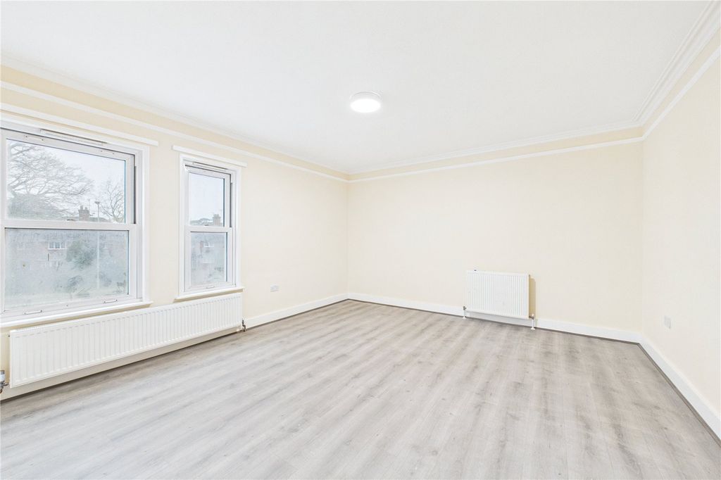 Property photo 3 of 7 Picture No. 03