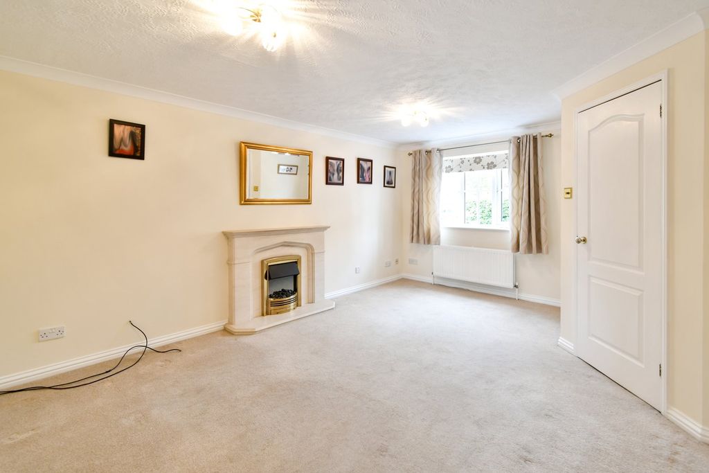 Property photo 3 of 22