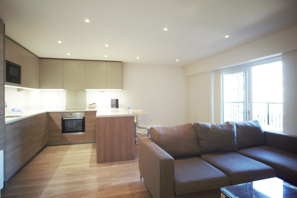 Property photo 2 of 11