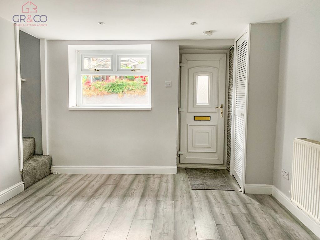 Property photo 3 of 14 Not Specified