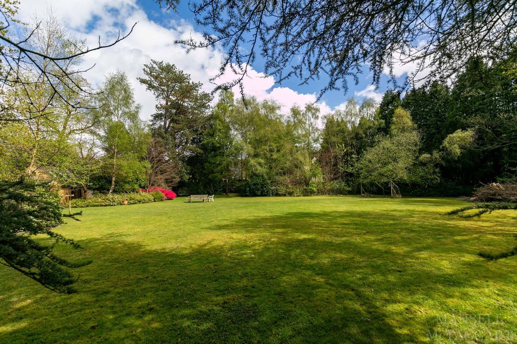 Property photo 3 of 13