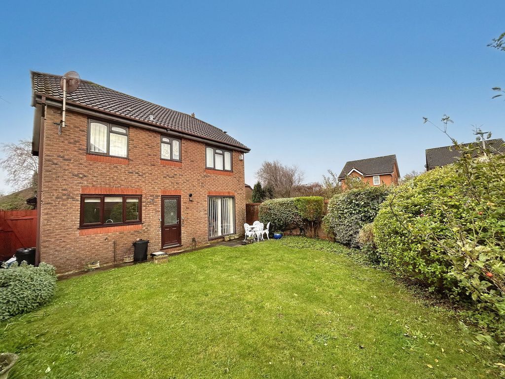 Property photo 3 of 35