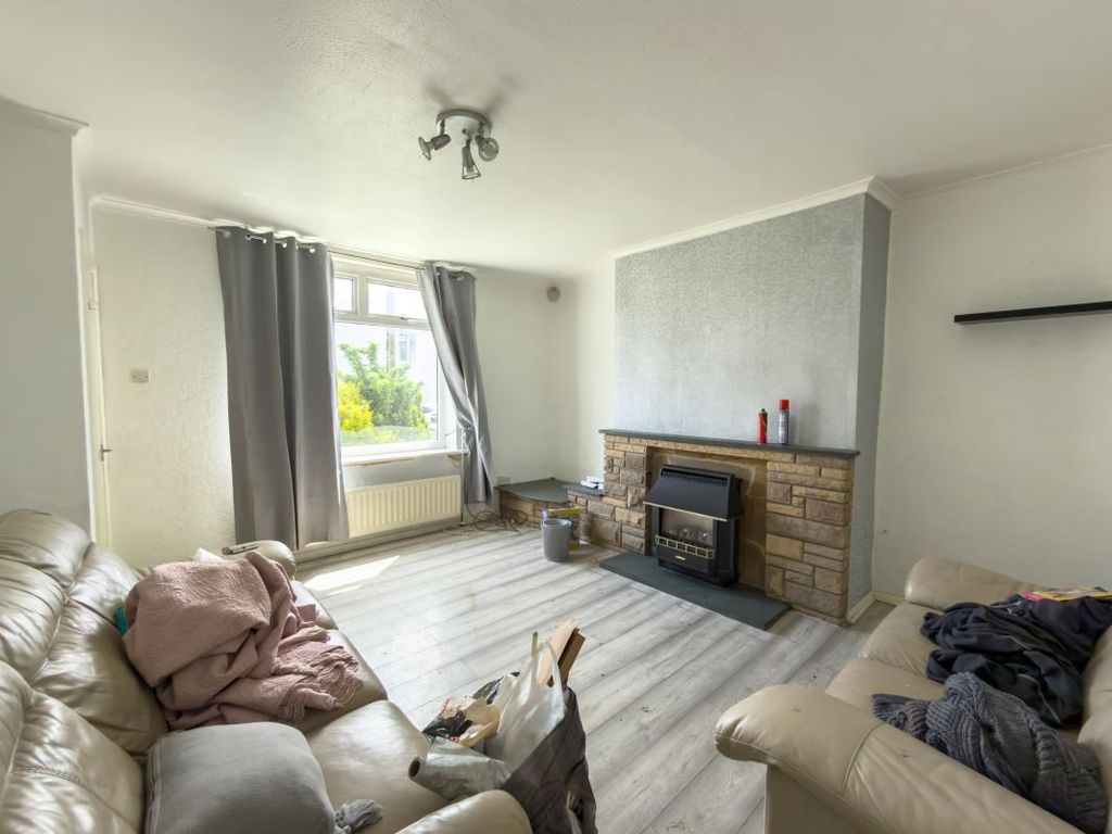 Property photo 3 of 10 Image 3