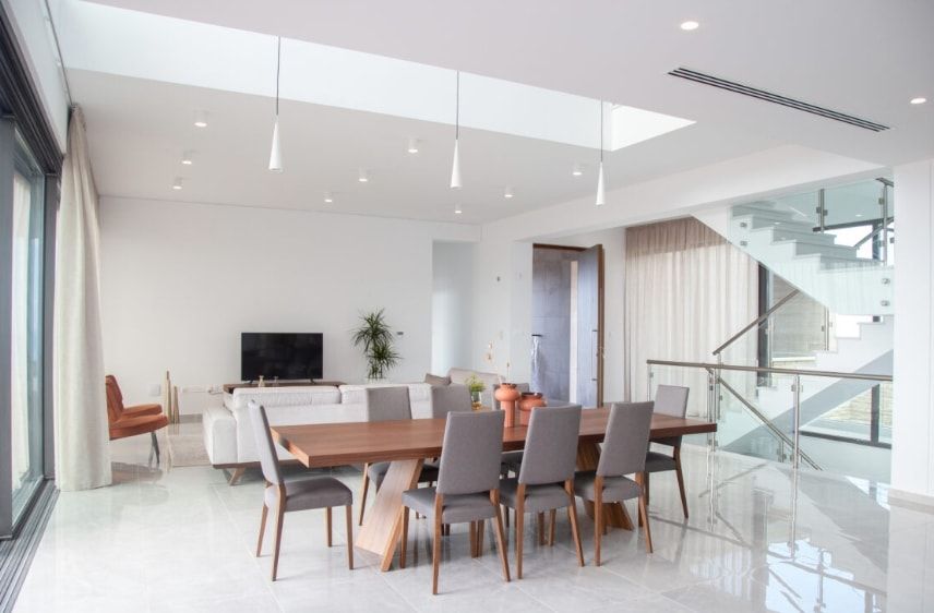 Property photo 3 of 36