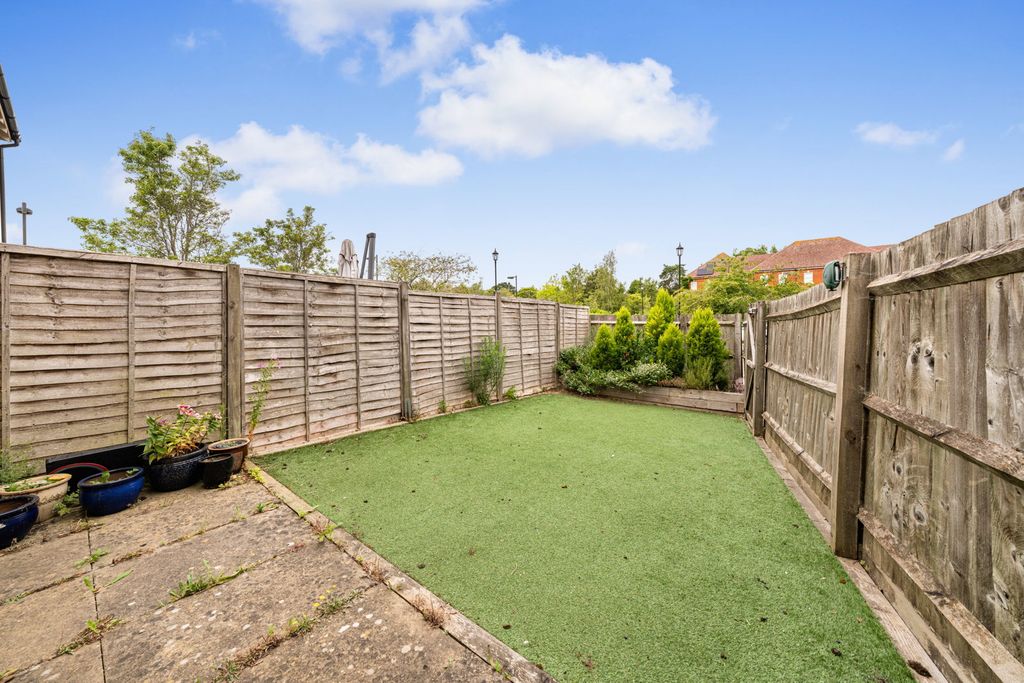 Property photo 3 of 19