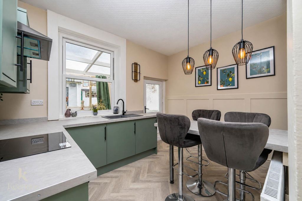 Property photo 3 of 46 3.Jpg