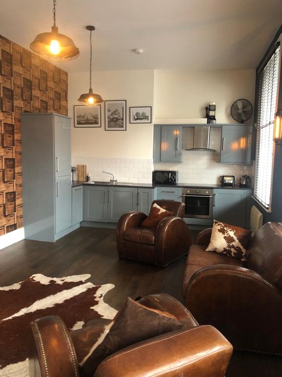 Property photo 3 of 6