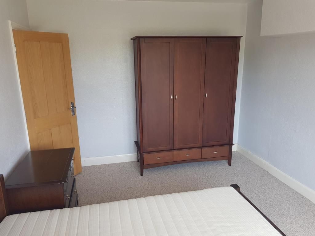 Property photo 3 of 16 Bedroom