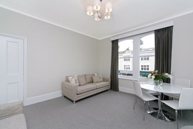 Property photo 2 of 8 Living Room