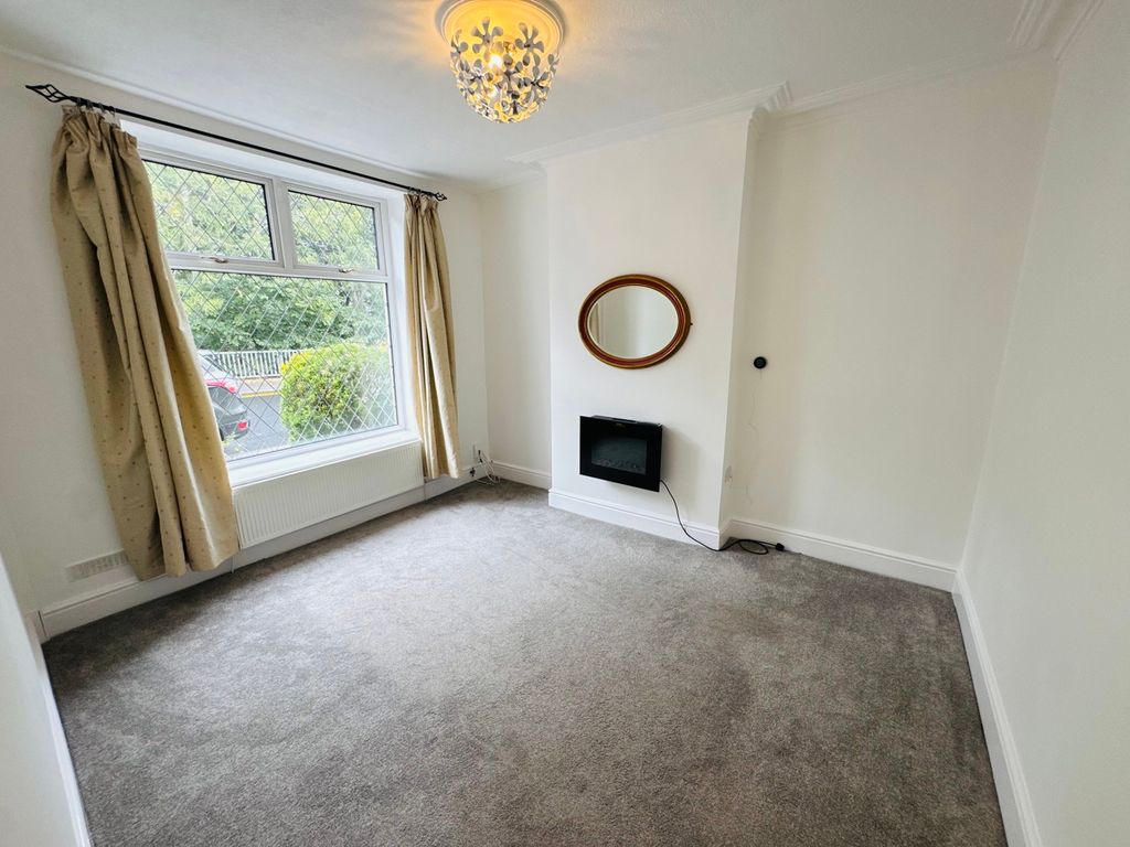 Property photo 3 of 11 Photograph