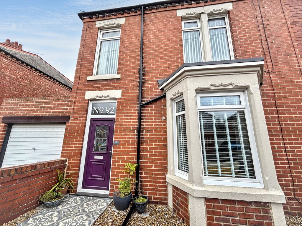 Property photo 1 of 34