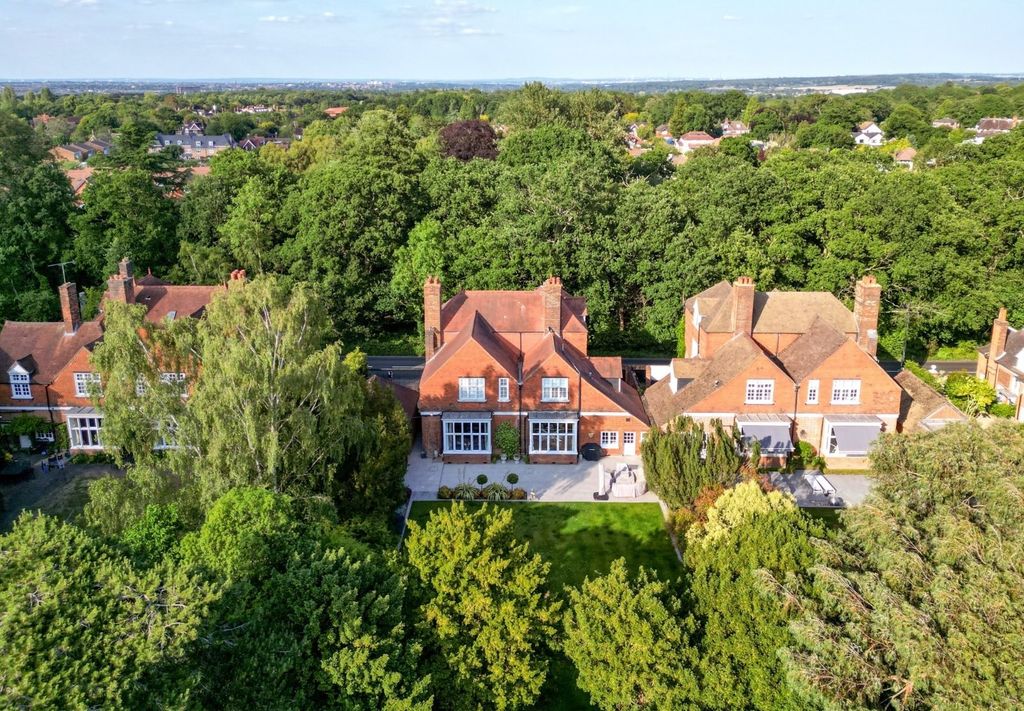 Property photo 1 of 37 Picture No. 64