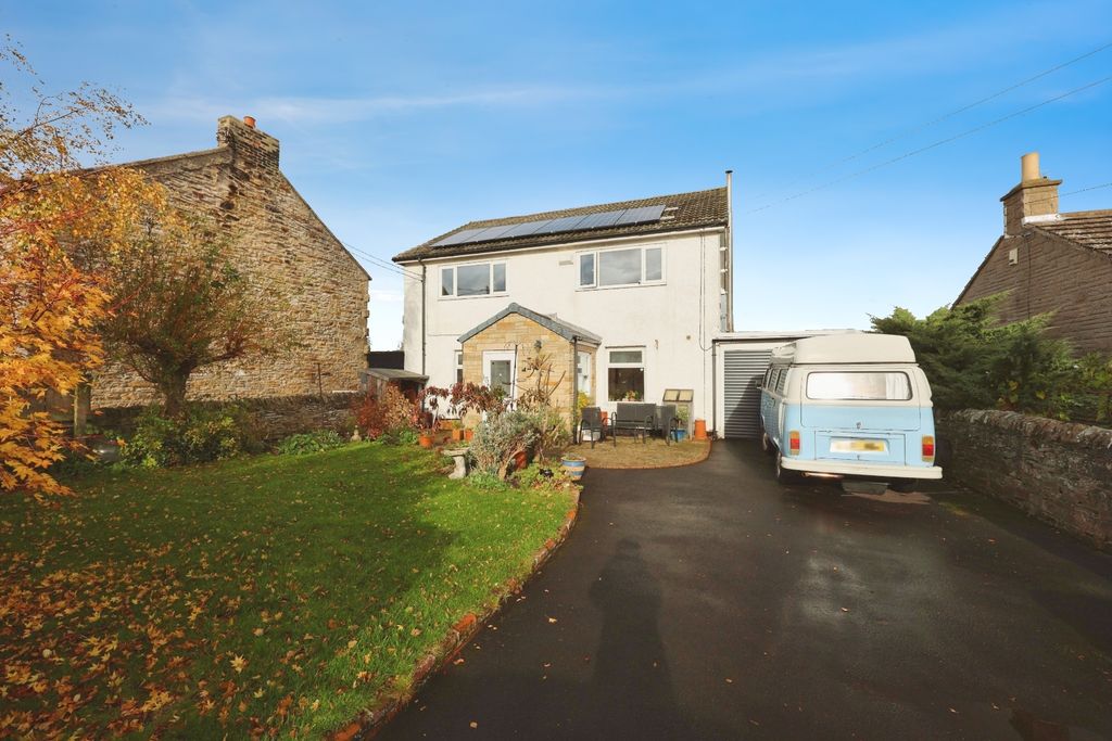 Property photo 1 of 18 Pbox-Img.Jpg