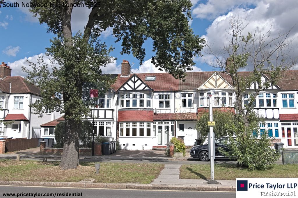 Property photo 1 of 21 76 South Norwood Hill 