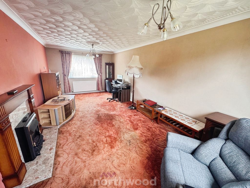 Property photo 3 of 21