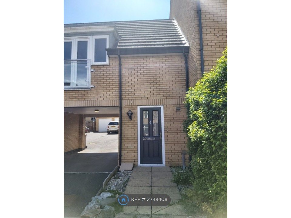 Property photo 2 of 16 Entrance