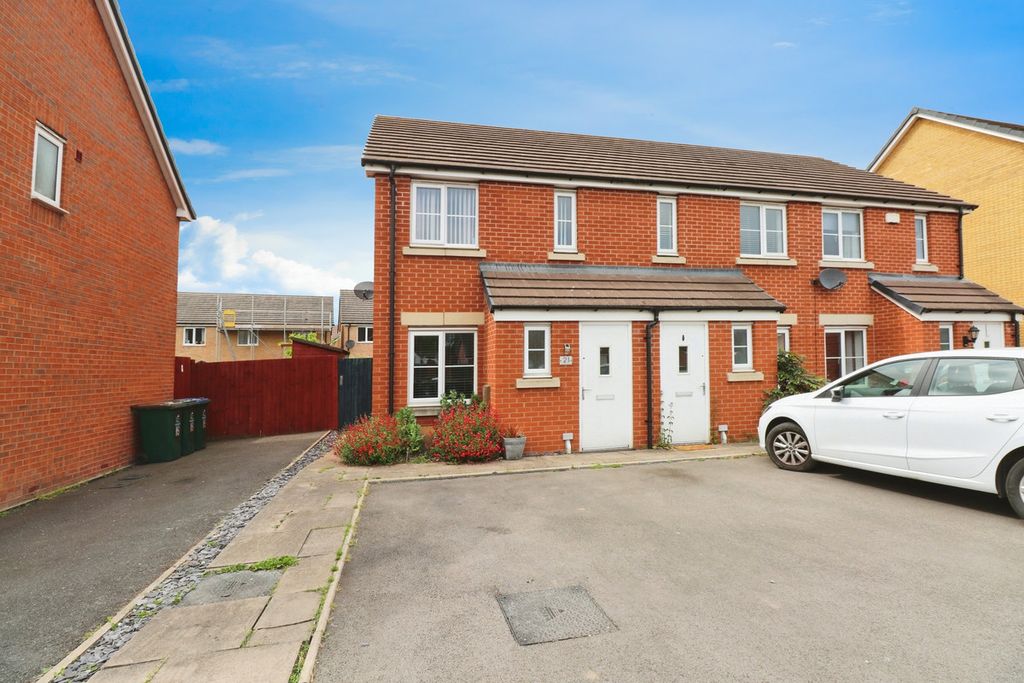 Property photo 1 of 12