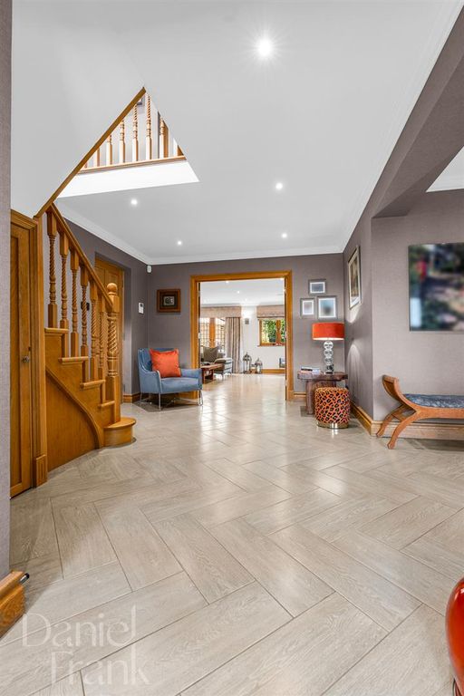 Additional image 20 of 5 bed detached house for saleWest View, Loughton IG10