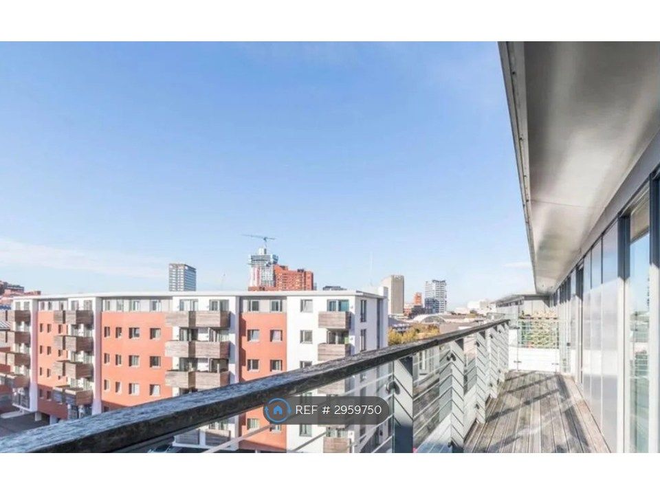 Property photo 1 of 10 Balcony