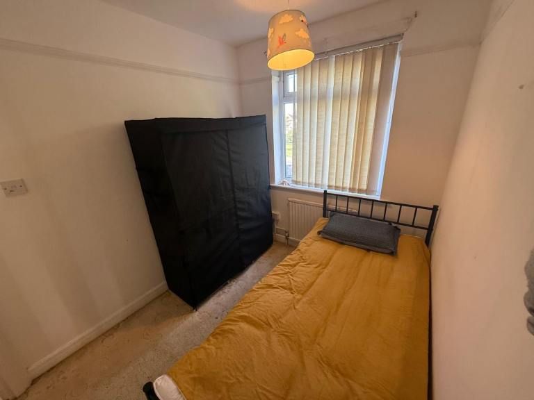 Property photo 2 of 3