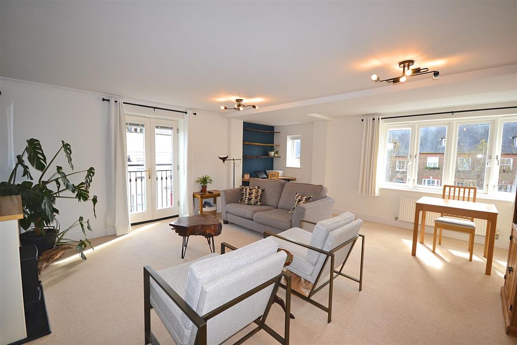 Property photo 2 of 14 6 (91).Png